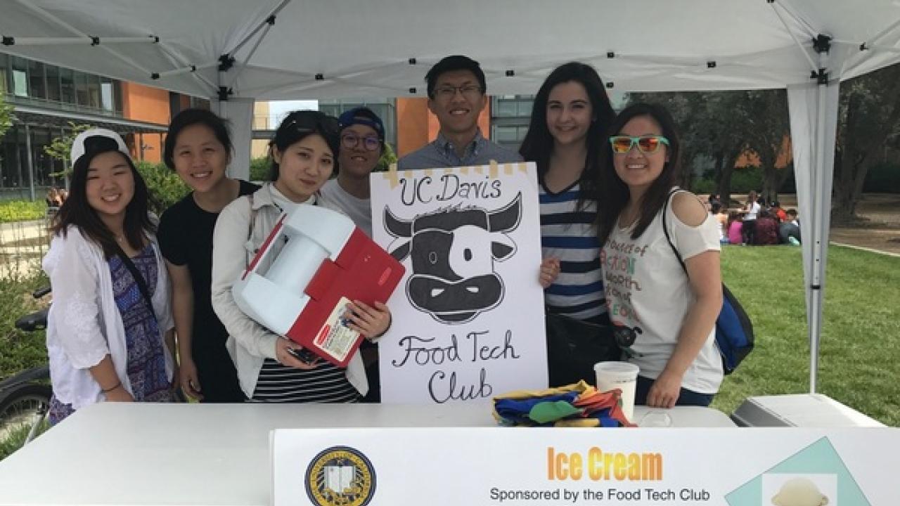 Students hosting the Picnic Day tent. Students hosting the Picnic Day tent.