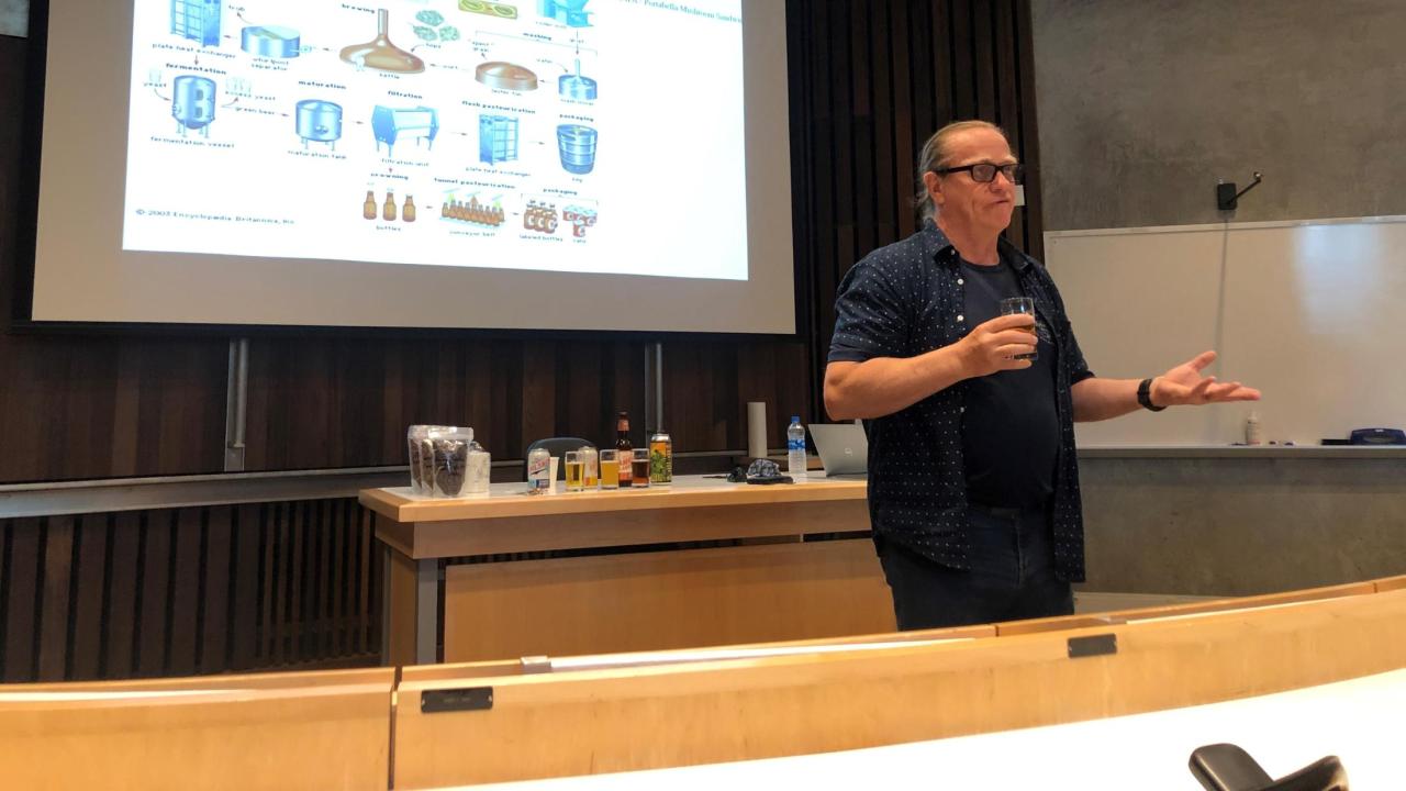 Glen Fox describing the process of doing sensory analysis of beer. Glen Fox at the Coffee Honey Beer event